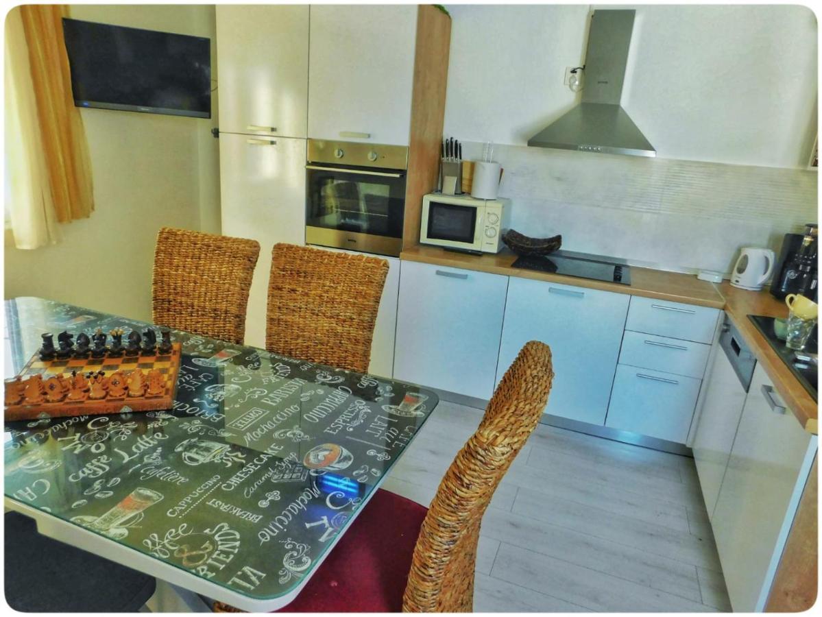 Littlevenice Appartme 50M From Sea Trogir Dış mekan fotoğraf