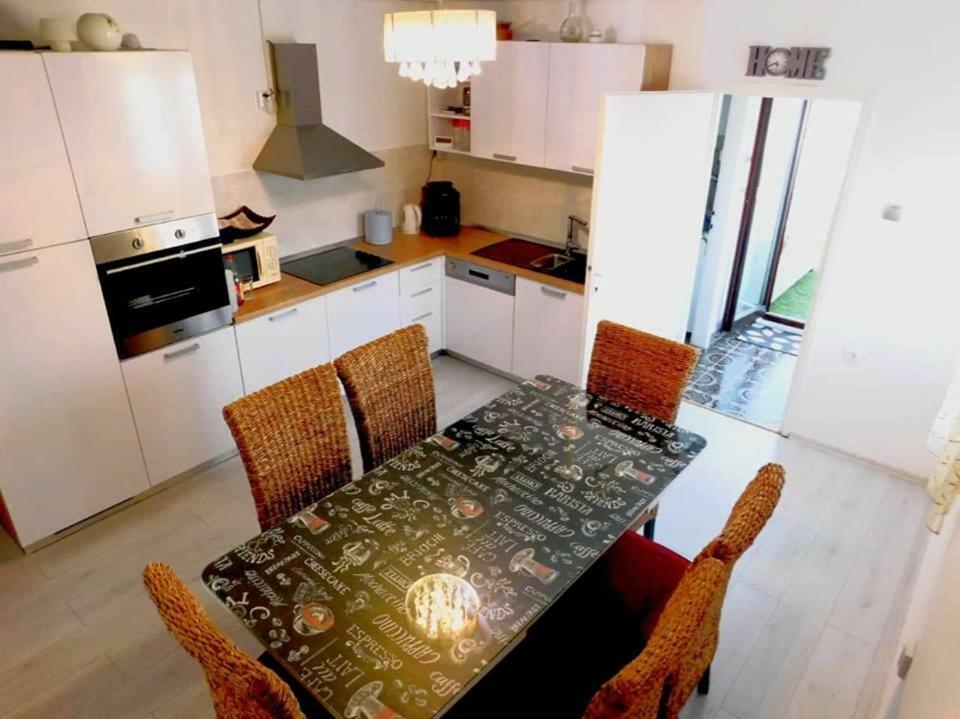 Littlevenice Appartme 50M From Sea Trogir Dış mekan fotoğraf